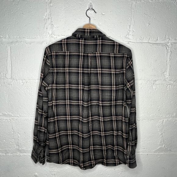 Woolrich Men's Green Plaid Long Sleeve Button Cotton Flannel Shirt Gray Medium - Picture 2 of 7